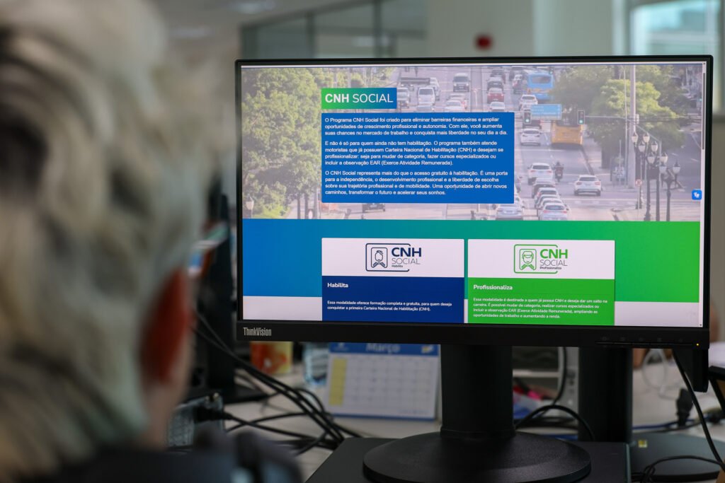 nao-ha-cobranca:-detran-pr-alerta-sobre-golpe-com-uso-do-programa-cnh-social