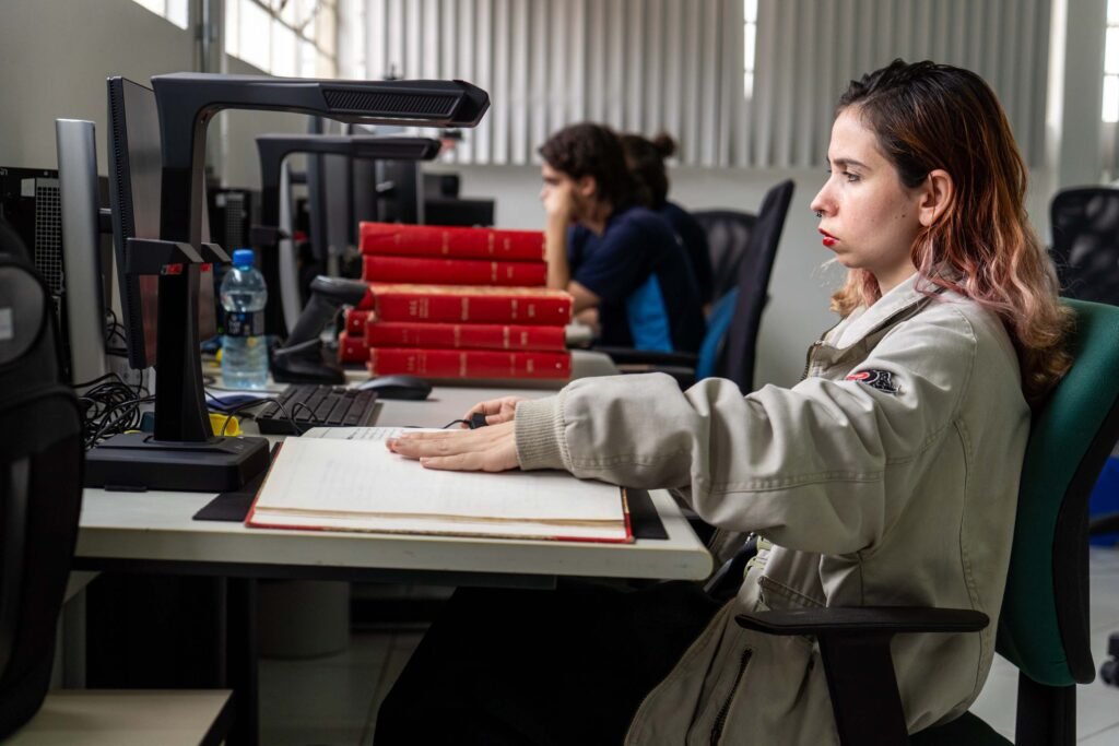 educacao-comeca-processo-pioneiro-de-digitalizacao-de-50-milhoes-de-paginas-de-acervo