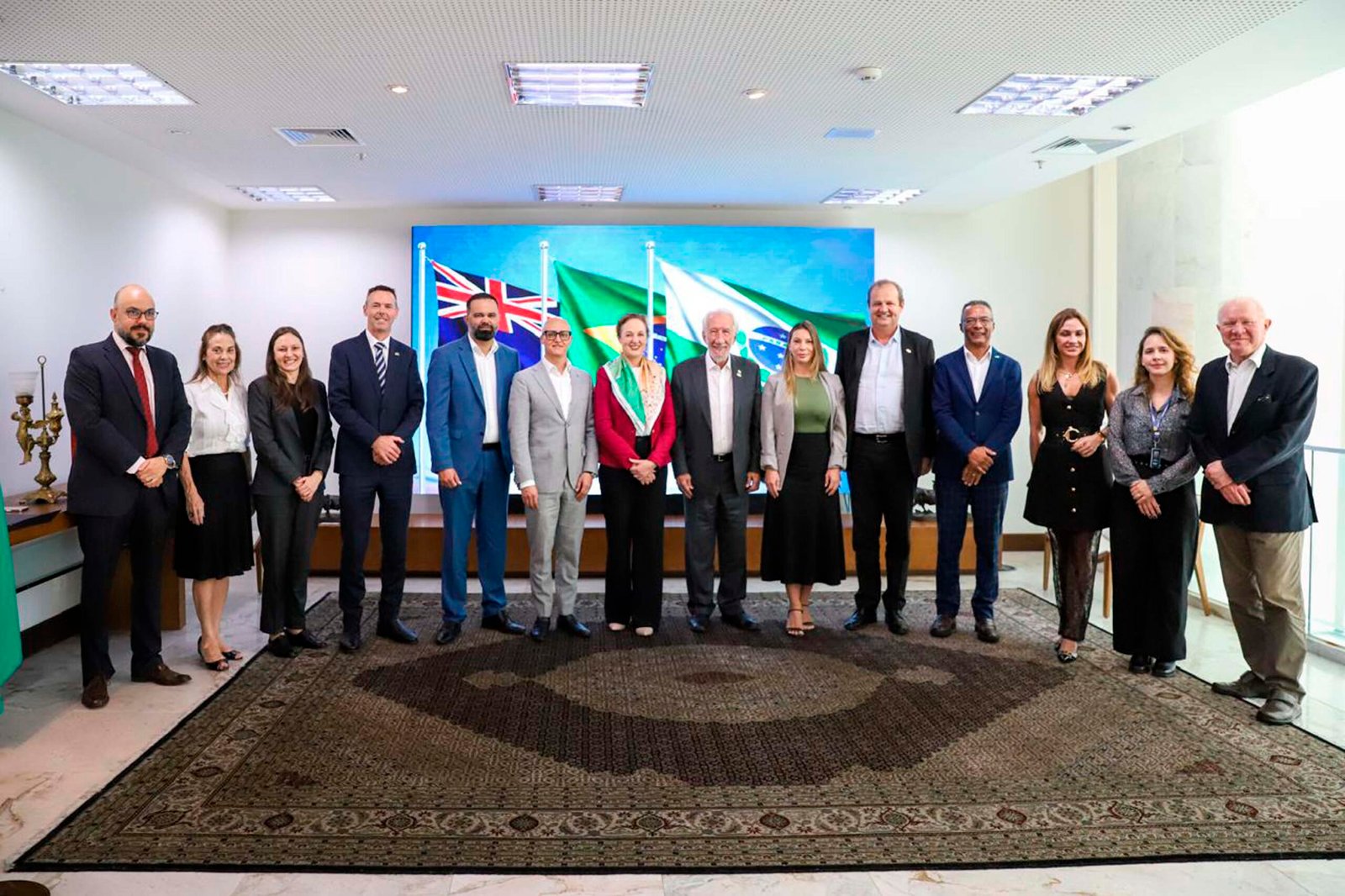 darci-piana-recebe-embaixadores-de-argentina,-australia-e-paises-baixos 