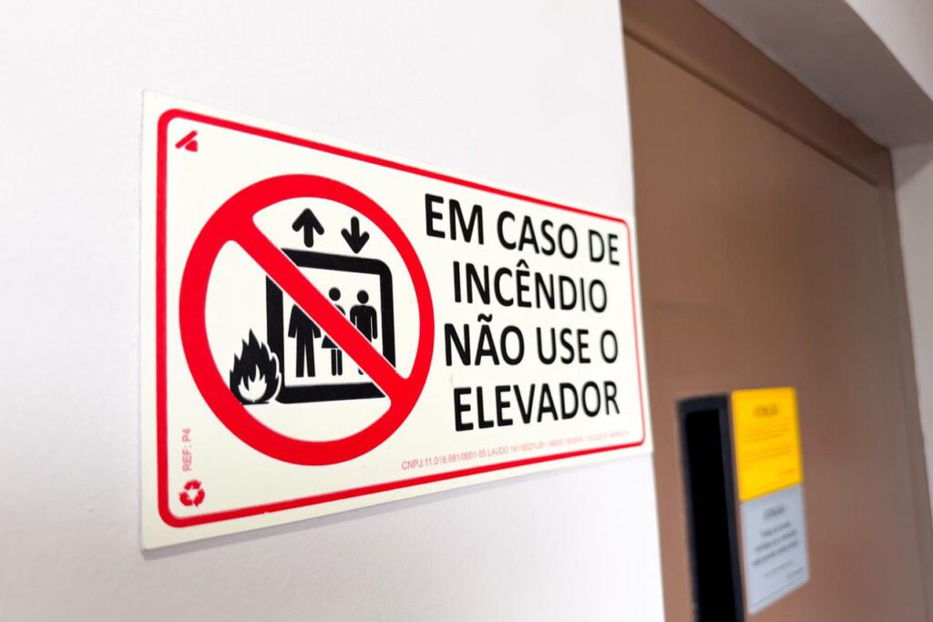 corpo-de-bombeiros-orienta-moradores-de-apartamentos-a-como-agir-em-casos-de-incendio