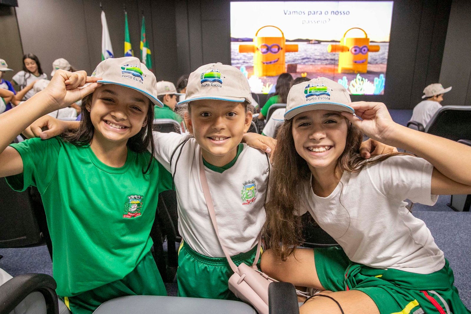 porto-escola-2026-inicia-com-visita-de-alunos-da-rede-municipal-ao-cais-em-paranagua