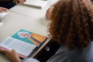 5-anos-antes:-parana-atinge-meta-de-80%-de-alfabetizacao-estabelecida-pelo-mec-para-2030