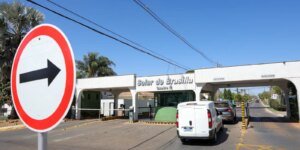 moraes-proibe-drones-perto-da-casa-onde-bolsonaro-cumpre-prisao