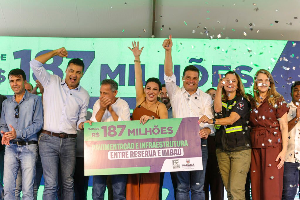 governo-do-parana-da-ordem-de-servico-para-pavimentacao-da-pr-160-entre-reserva-e-imbau