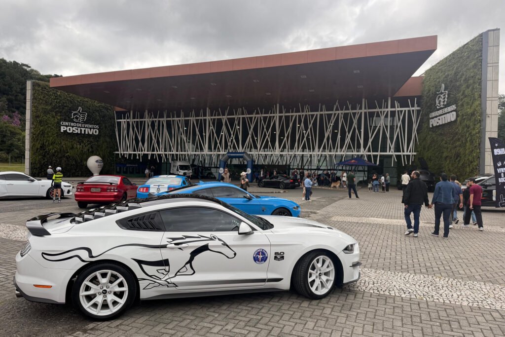 com-apoio-do-estado,-encontro-de-mustangs-promove-turismo-sobre-rodas-no-parana