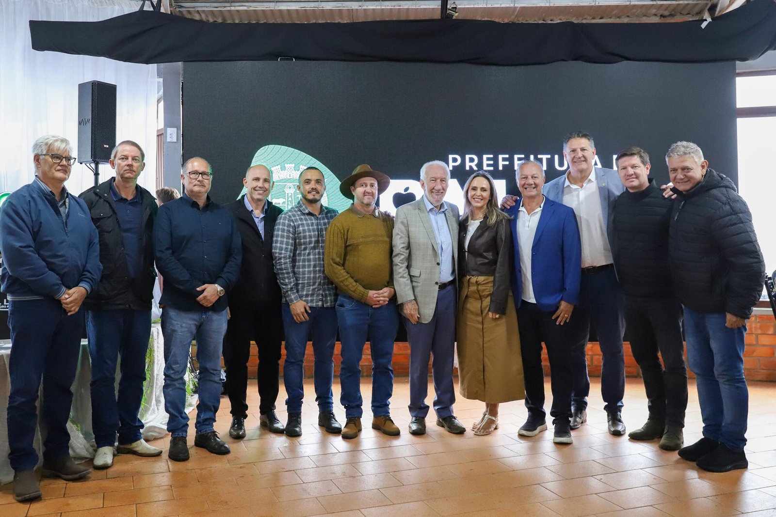 vice-governador-e-homenageado-na-palmas-exposhow-2026