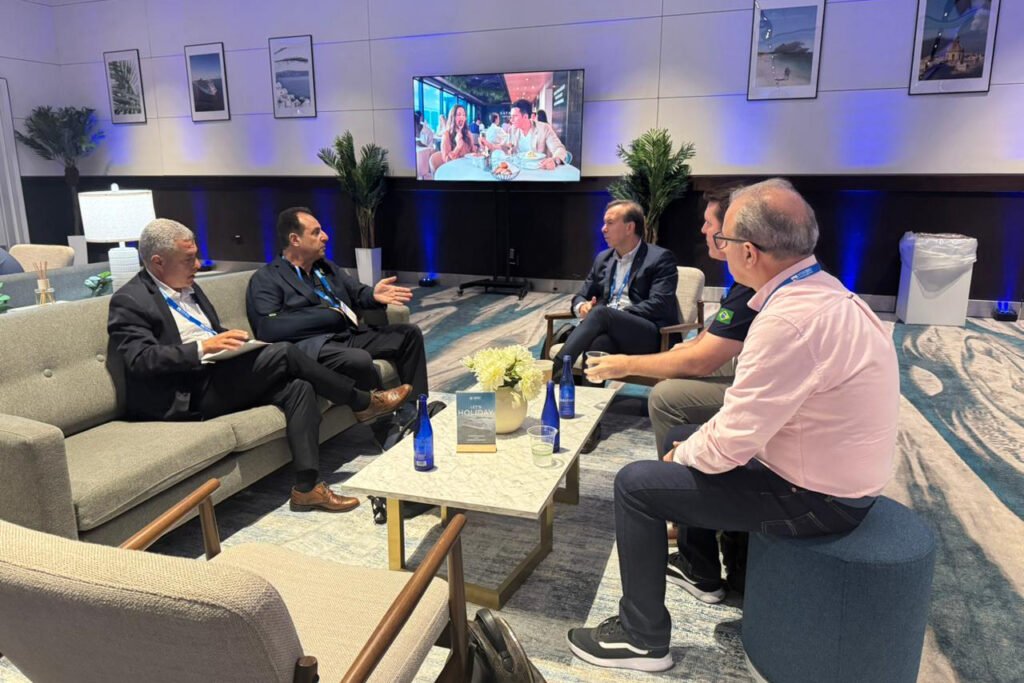 nos-eua,-viaje-parana-tem-reuniao-de-alinhamento-para-temporada-de-cruzeiros