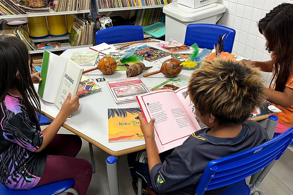 parana-e-o-estado-com-o-maior-numero-de-escolas-com-bibliotecas;-rede-estadual-tem-obras-raras