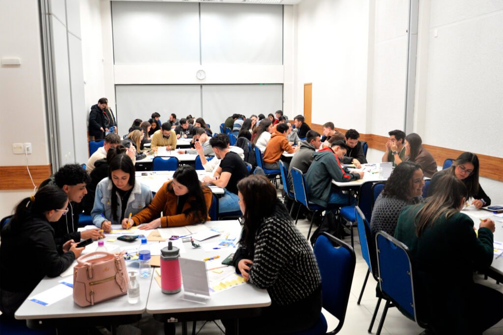 jornada-de-inovacao-da-unicentro-conta-com-estudantes,-pesquisadores-e-startups