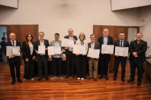 parana-e-instituto-portugues-assinam-acordo-para-doutorado-em-tecnologia-agroalimentar