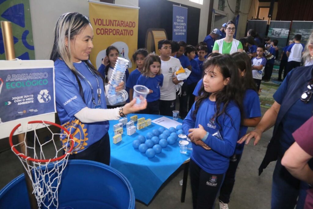 sanepar-leva-servicos-e-educacao-ambiental-a-piraquara-nesta-quarta-feira