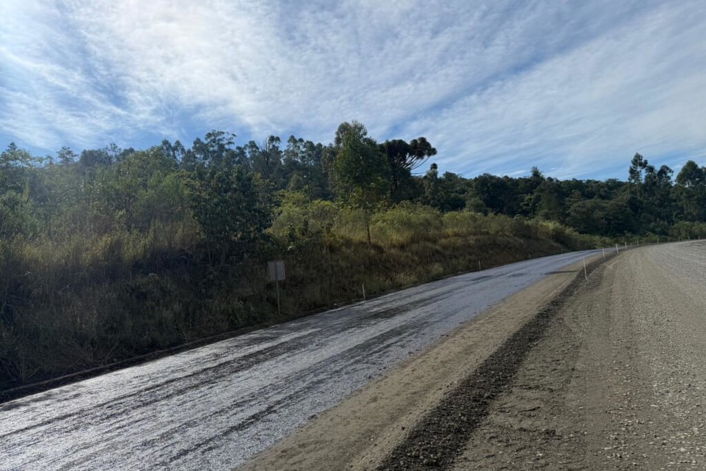 no-3°-mes,-pavimentacao-da-rodovia-entre-imbau-e-reserva-chega-a-7,5%-de-execucao