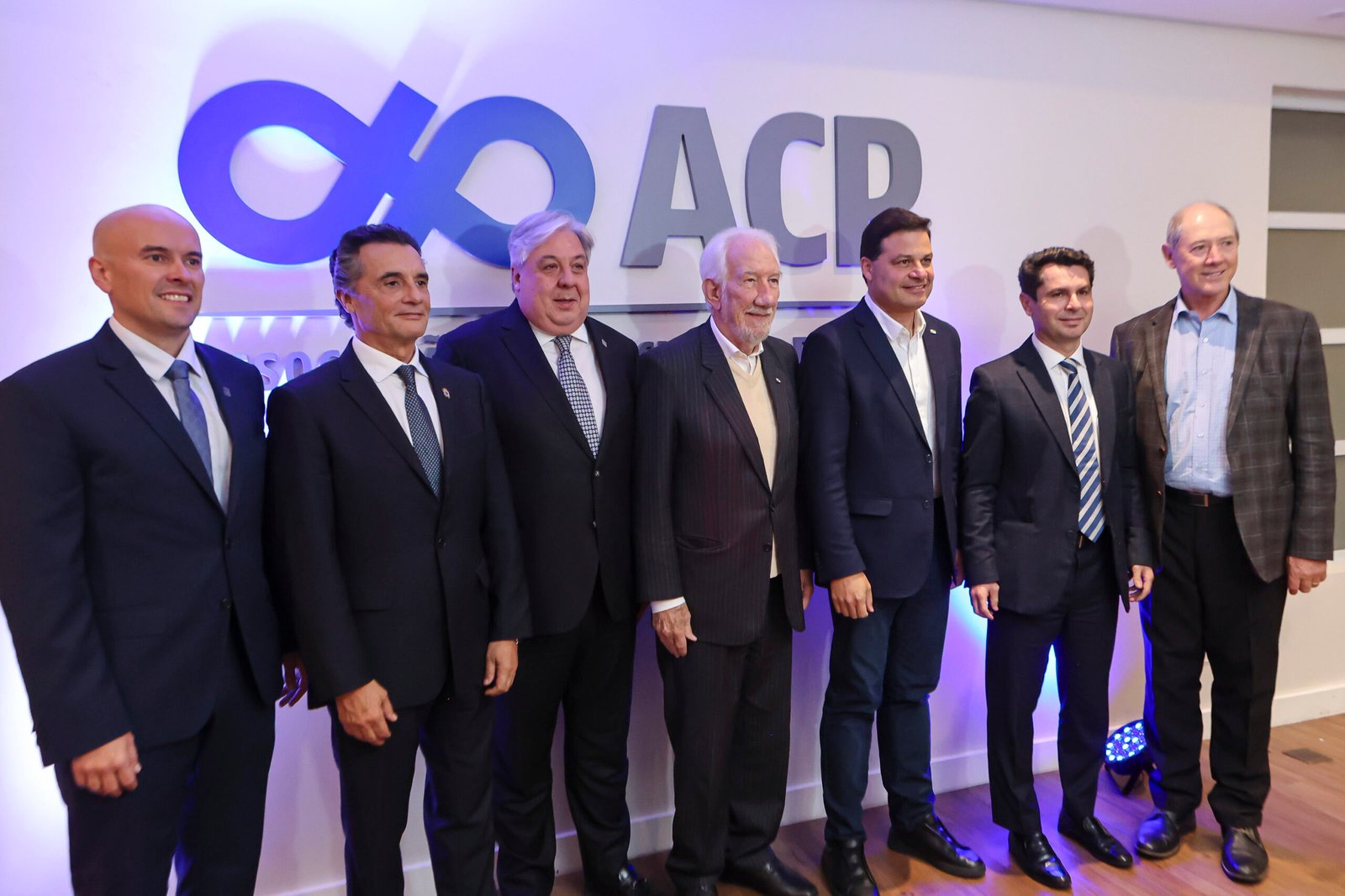 piana-participa-de-homenagens-a-associacao-comercial-do-parana-e-a-educacao-adventista