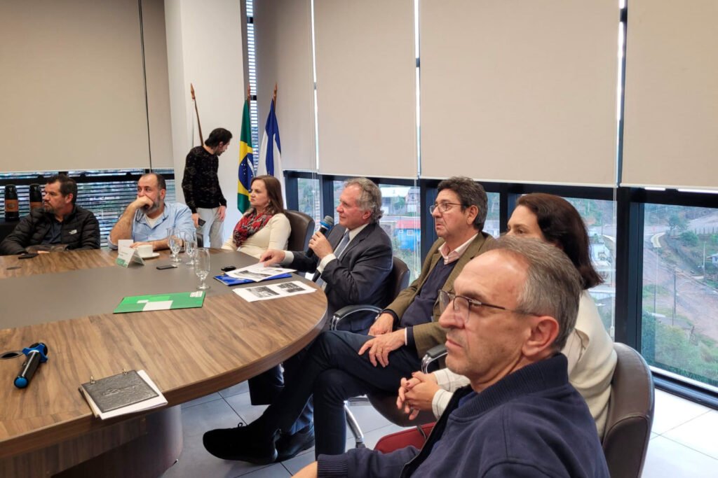 sanepar-apresenta-avancos-e-inovacoes-em-forum-empresarial-de-ponta-grossa