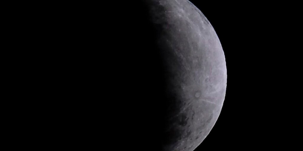 eclipse-parcial-da-lua-nesta-quinta-feira-sera-visto-em-todo-o-brasil