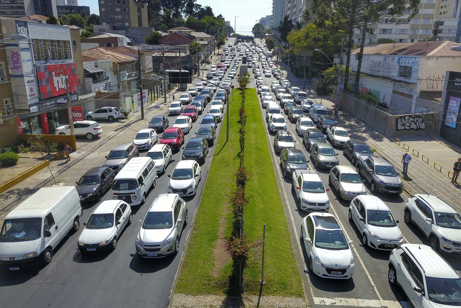 alerta-para-placas-com-final-8,-9-e-0:-calendario-do-licenciamento-de-2026-esta-perto-da-conclusao