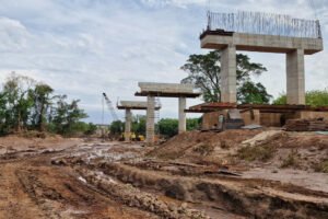 construcao-de-nova-ponte-sobre-o-rio-ivai-entre-sao-carlos-do-ivai-e-japura-chega-a-45%