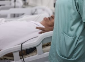 campanha-alerta-para-falhas-na-prescricao-de-antibioticos-em-hospitais