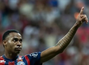 jean-lucas,-do-bahia,-e-convocado-para-selecao-no-lugar-de-joelinton