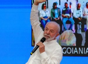 lula-lembra-covid-e-diz-que-saude-nao-tem-esquerda-ou-direita