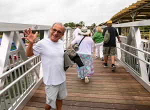 turistas-de-cruzeiro-internacional-destacam-estrutura-no-desembarque-na-ilha-do-mel