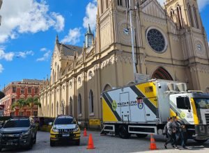 pmpr-reforca-policiamento-em-curitiba-com-plataforma-de-observacao-elevada