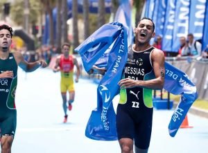 triatlo:-manoel-messias-e-bicampeao-da-etapa-da-copa-do-mundo-no-chile