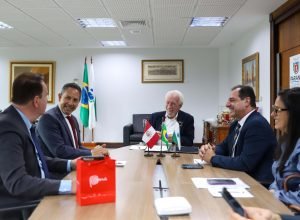 parana-e-peru-discutem-parceria-para-fortalecer-promocao-do-turismo