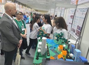 mais-de-15-mil-pessoas-devem-passar-pela-feira-de-cultura-cientifica-parana-faz-ciencia