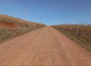 der/pr-vai-pavimentar-rodovia-de-23,6-km-entre-os-municipios-de-iretama-e-barbosa-ferraz