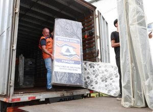 com-mais-de-mil-desalojados-e-desabrigados,-governo-e-municipios-preparam-abrigos