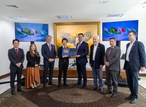 governador-ratinho-junior-e-homenageado-com-honraria-da-provincia-japonesa-de-hyogo