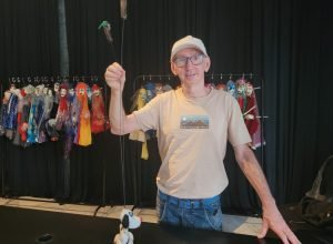 documentario-resgata-historia-do-festival-espetacular-de-bonecos-produzido-pelo-guaira