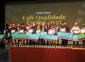 produtoras-de-apucarana-e-pinhalao-vencem-o-concurso-cafe-qualidade-2025
