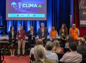 conferencia-do-clima-reune-prefeituras,-apresenta-dados-meteorologicos-e-discute-futuro