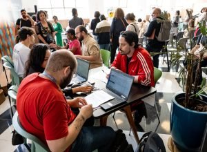 mutirao-da-empregabilidade-cultural-faz-mais-de-1.400-atendimentos-em-curitiba