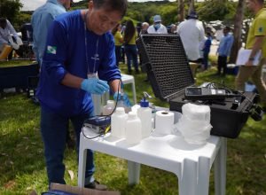 sanepar-avalia-equipes-tecnicas-para-certificar-eficiencia-na-analise-do-esgoto-tratado