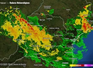 volume-de-chuva-ja-passou-de-100-mm-em-cidades-do-oeste-do-parana-nesta-sexta-feira