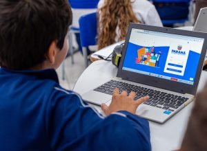 escolas-conectadas:-investimento-da-educacao-em-tecnologia-supera-r$-220-milhoes-em-2025