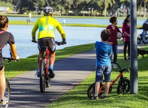 fim-de-semana-segue-com-calorao-e-pancadas-de-chuva-no-parana,-preve-simepar