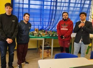 alunos-de-pinhais-desenvolvem-sistema-inteligente-de-seguranca-na-travessia-de-trilhos