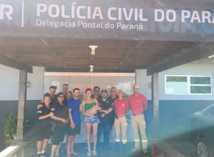policial-civil-salva-bebe-que-estava-engasgado-em-pontal-do-parana
