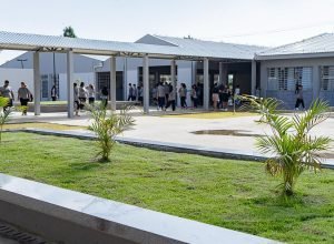 diretores-eleitos-para-escolas-da-rede-estadual-do-parana-assumem-cargos