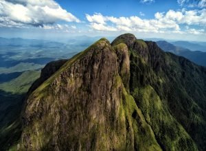 iat-restringe-visitas-ao-pico-parana-para-ajudar-nas-buscas-de-jovem-desaparecido