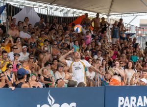desafio-do-volei:-campeoes-olimpicos-levantam-a-torcida-na-arena-de-caioba