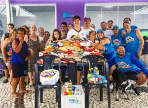 arena-gamer-do-verao-maior-parana-entrega-350-quilos-de-alimentos-a-apae-de-matinhos