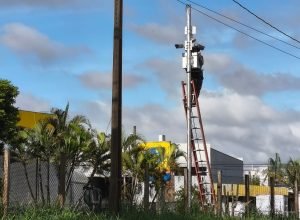 instalacao-iniciada:-londrina-tera-150-cameras-do-programa-de-monitoramento-olho-vivo