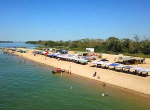 turismo-em-alta:-cidades-com-praias-de-agua-doce-do-noroeste-tem-boom-de-novas-empresas