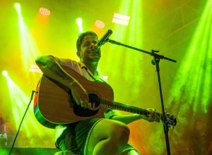 verao-maior-movimenta-noroeste-com-show-de-kauanzinho-em-porto-rico