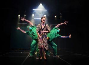 teatro-ze-maria-recebe-grupo-antropofocus-e-a-comedia-“pela-hora-da-morte”